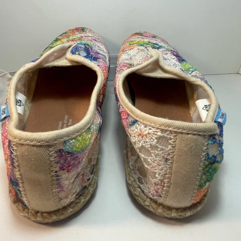 TOMS Palmera Multi Crochet Lace Rainbow Flats Womens Size 7.5 NWOT
